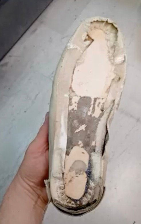Schuhreparatur – Calzoleria Max & Katy